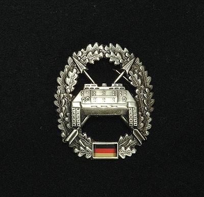 BW Beret Badge Panzerjäger Metal